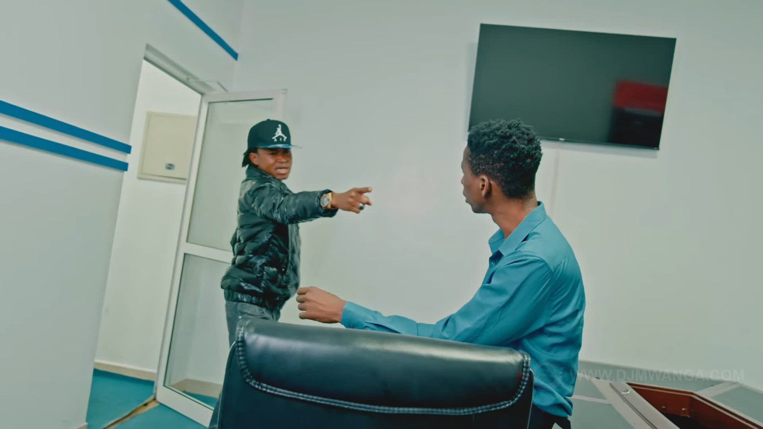 Music Video : Ferooz Ft. Juma Nature – Bosi